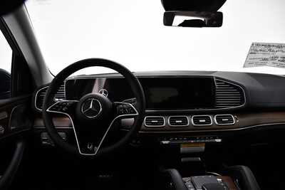 2026 Mercedes-Benz GLS-Class, $99600. Photo 7