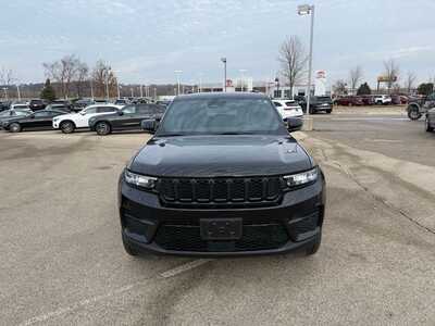 2024 Jeep Grand Cherokee, $32000. Photo 7