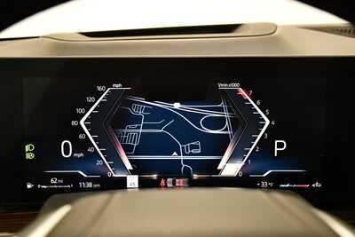 2024 BMW X7, $64695. Photo 11