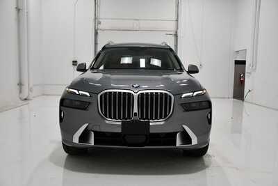 2024 BMW X7, $64695. Photo 2
