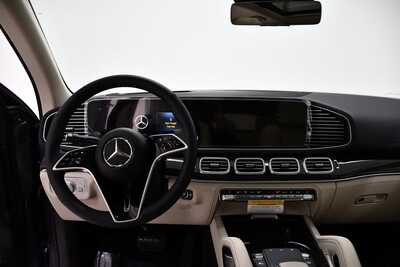 2026 Mercedes-Benz GLE-Class, $104350. Photo 7