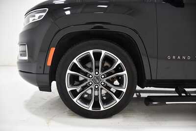 2022 Jeep Grand Wagoneer, $43495. Photo 7