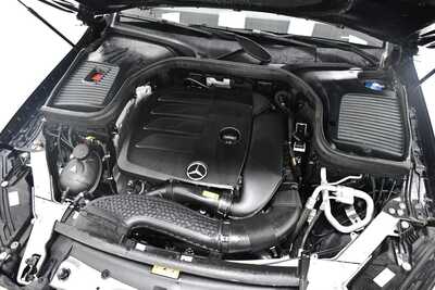 2022 Mercedes-Benz GLC-Class, $32995. Photo 6