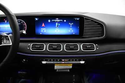2026 Mercedes-Benz GLE-Class, $82030. Photo 11