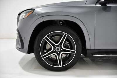2026 Mercedes-Benz GLS-Class, $103085. Photo 6