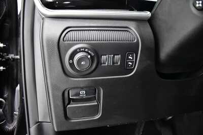 2022 Jeep Wagoneer, $34495. Photo 11