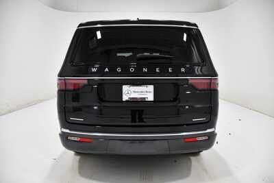 2022 Jeep Wagoneer, $34495. Photo 4