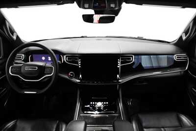 2022 Jeep Wagoneer, $34495. Photo 8