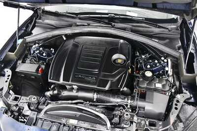 2022 Jaguar F-Pace, $32000. Photo 6