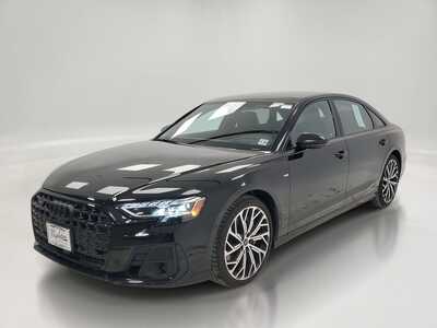 2023 Audi A8, $50000. Photo 3