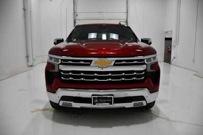 2024 Chevrolet 1500 Crew Cab, $41395. Photo 2