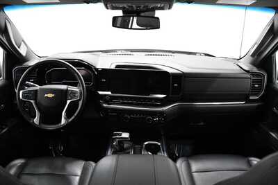 2024 Chevrolet 1500 Crew Cab, $41395. Photo 8
