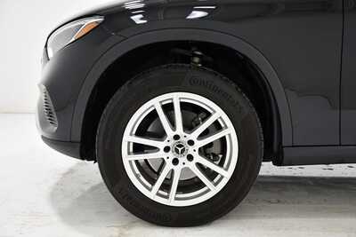 2023 Mercedes-Benz GLC-Class, $37495. Photo 7
