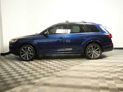 2022 Audi Q7, $28995. Photo 4