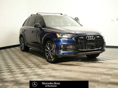 2022 Audi Q7, $28995. Photo 1
