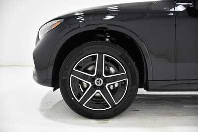 2026 Mercedes-Benz GLC-Class, $72655. Photo 6