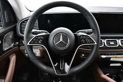 2026 Mercedes-Benz GLE-Class, $77505. Photo 8