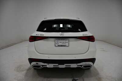 2025 Mercedes-Benz GLC-Class, $46495. Photo 4