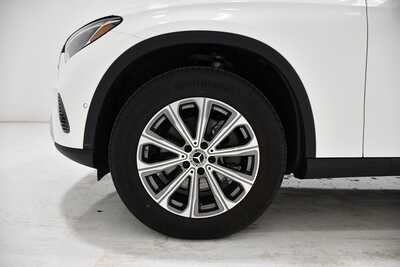 2025 Mercedes-Benz GLC-Class, $46495. Photo 7