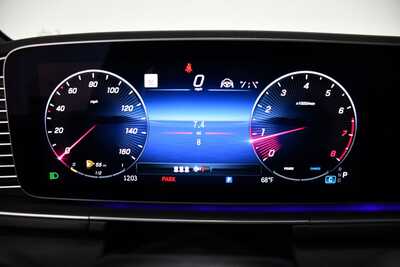 2026 Mercedes-Benz GLE-Class, $73750. Photo 10