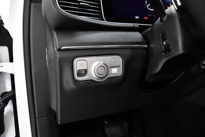 2026 Mercedes-Benz GLE-Class, $73750. Photo 9
