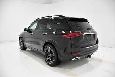 2026 Mercedes-Benz GLE-Class, $105360. Photo 3