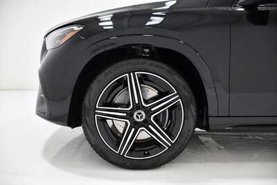 2026 Mercedes-Benz GLE-Class, $105360. Photo 6