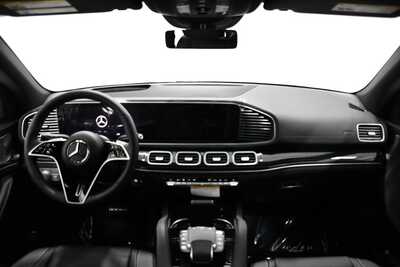 2026 Mercedes-Benz GLE-Class, $105360. Photo 7