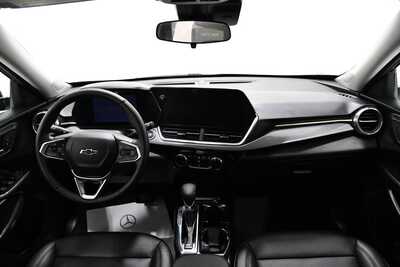 2025 Chevrolet Trax, $21795. Photo 8