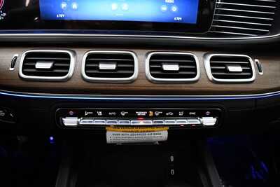 2026 Mercedes-Benz GLE-Class, $144875. Photo 12