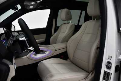 2025 Mercedes-Benz GLS-Class, $83995. Photo 11
