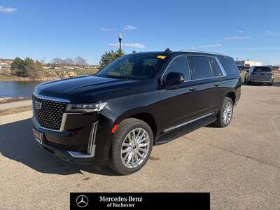 2022 Cadillac Escalade ESV, $42995. Photo 1