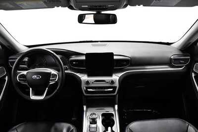 2024 Ford Explorer, $33923. Photo 8
