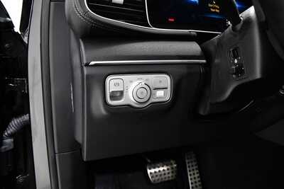 2023 Mercedes-Benz GLS-Class, $70495. Photo 11