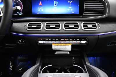 2026 Mercedes-Benz GLE-Class, $80250. Photo 11
