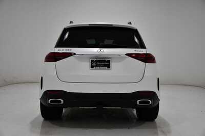 2026 Mercedes-Benz GLE-Class, $80250. Photo 4