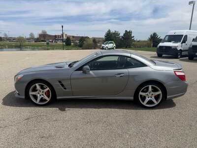 2013 Mercedes-Benz SL-Class, $30000. Photo 2