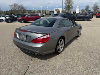 2013 Mercedes-Benz SL-Class, $30000. Photo 4
