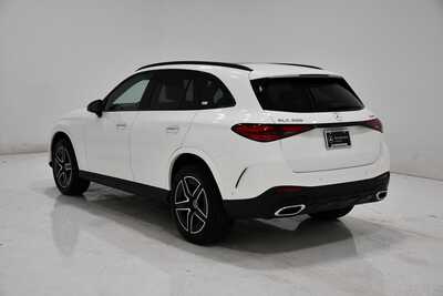 2026 Mercedes-Benz GLC-Class, $61785. Photo 3