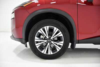 2022 Nissan Rogue, $22795. Photo 7