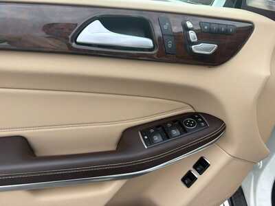 2019 Mercedes-Benz GLS-Class, $33995. Photo 12