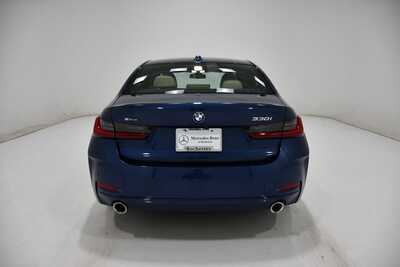 2023 BMW 3 Series, $30600. Photo 4