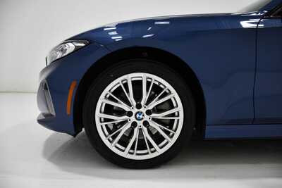 2023 BMW 3 Series, $30600. Photo 7