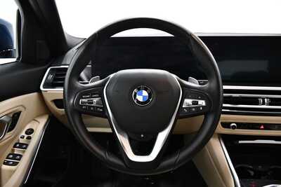 2023 BMW 3 Series, $30600. Photo 9