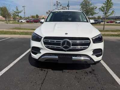 2024 Mercedes-Benz GLE, $54995. Photo 3