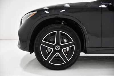 2025 Mercedes-Benz GLC, $46795. Photo 7