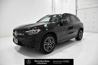 2025 Mercedes-Benz GLC, $46795. Photo 1