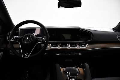 2026 Mercedes-Benz GLE-Class, $74295. Photo 7