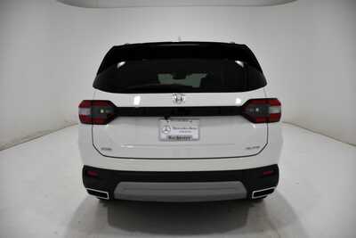 2024 Honda Pilot, $41948. Photo 4