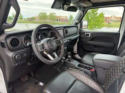 2023 Jeep Wrangler, $32000. Photo 11